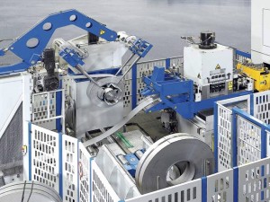 Alimentatore: la sua importanza nella produzione da trancia automatica